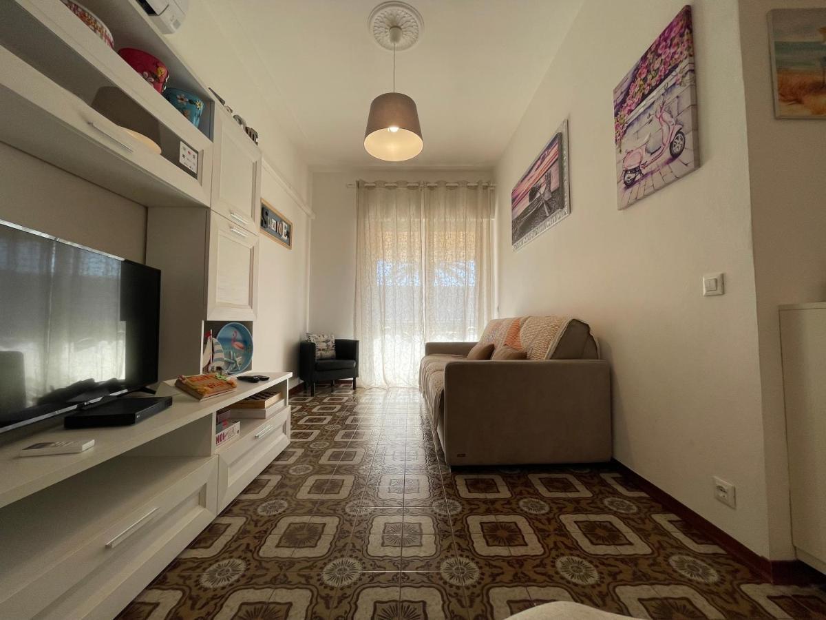 Le Palme 98 "Casa Vacanze" Lido di Camaiore Eksteriør billede
