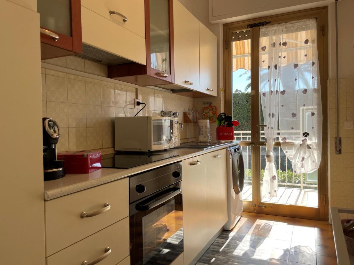 Le Palme 98 "Casa Vacanze" Lido di Camaiore Eksteriør billede