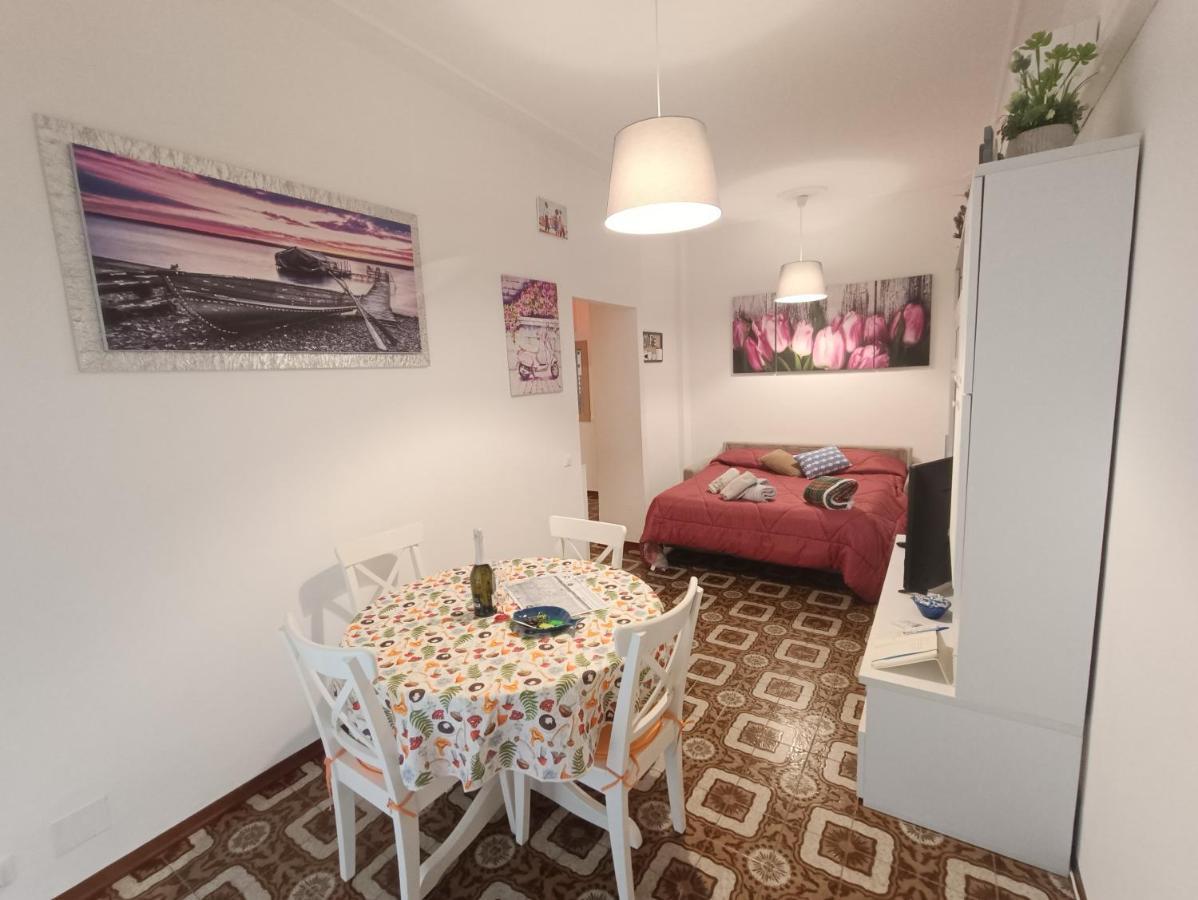 Le Palme 98 "Casa Vacanze" Lido di Camaiore Eksteriør billede