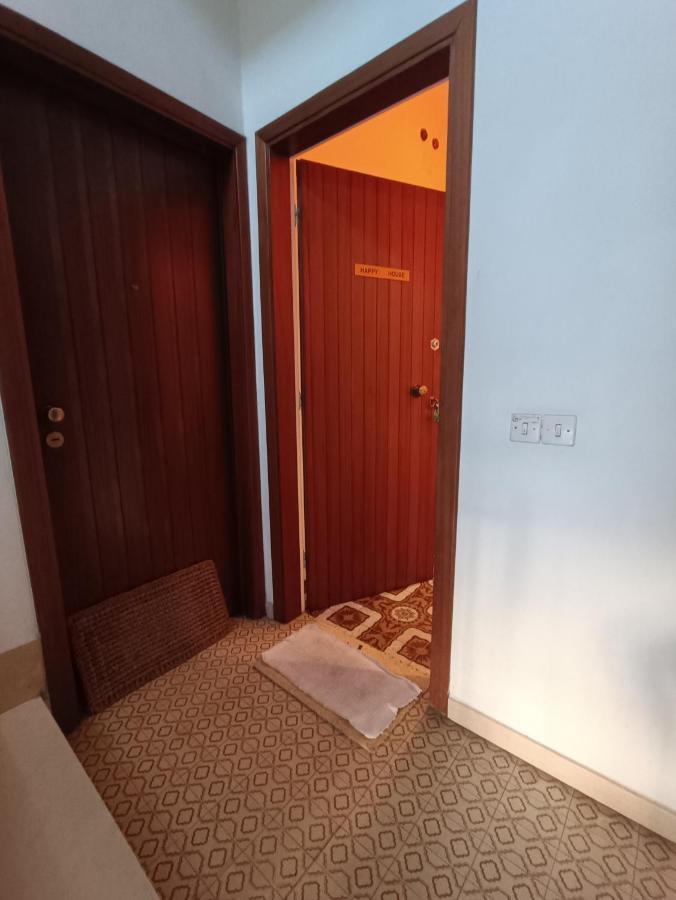 Le Palme 98 "Casa Vacanze" Lido di Camaiore Eksteriør billede