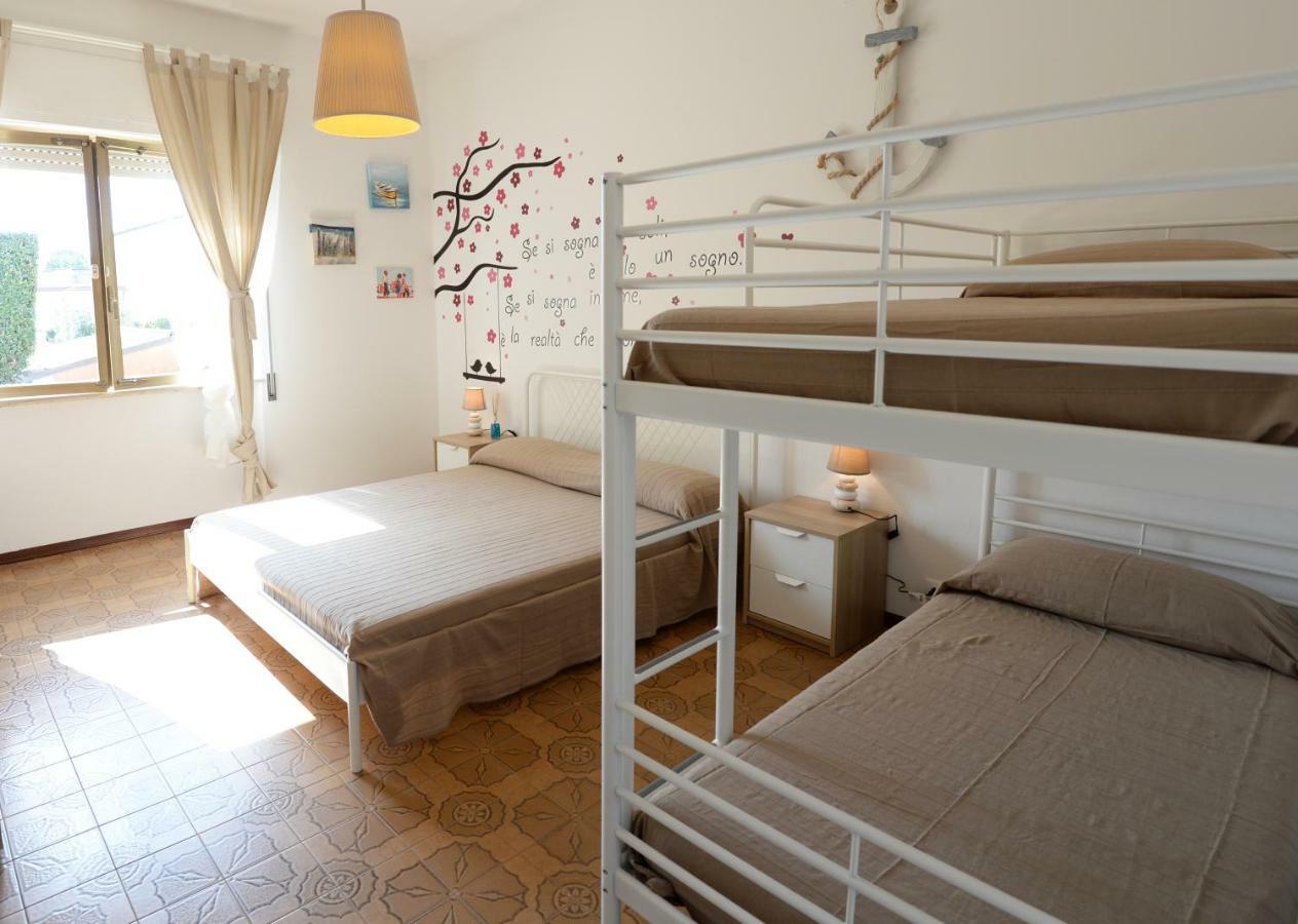 Le Palme 98 "Casa Vacanze" Lido di Camaiore Eksteriør billede
